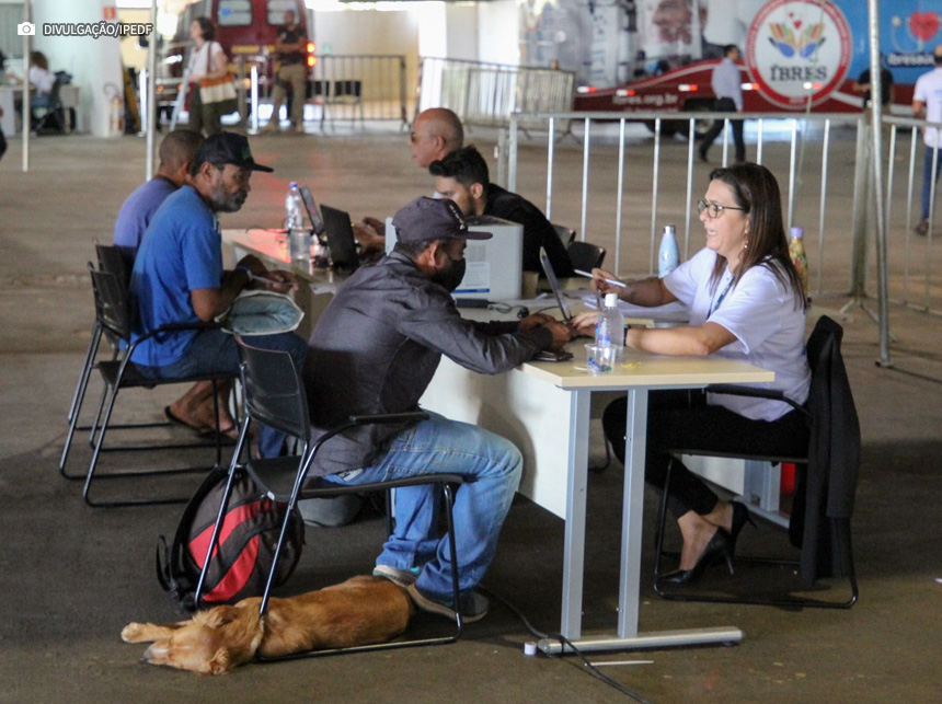 PDNewsBR's tweet image. Inédito: DF deve contar com censo periódico sobre população em situação de rua

politicadistrital.com.br/2024/02/07/ine…

#IPEDF #SEJUS #Censo #SituaçãoDeRua #VulnerabilidadeSocial