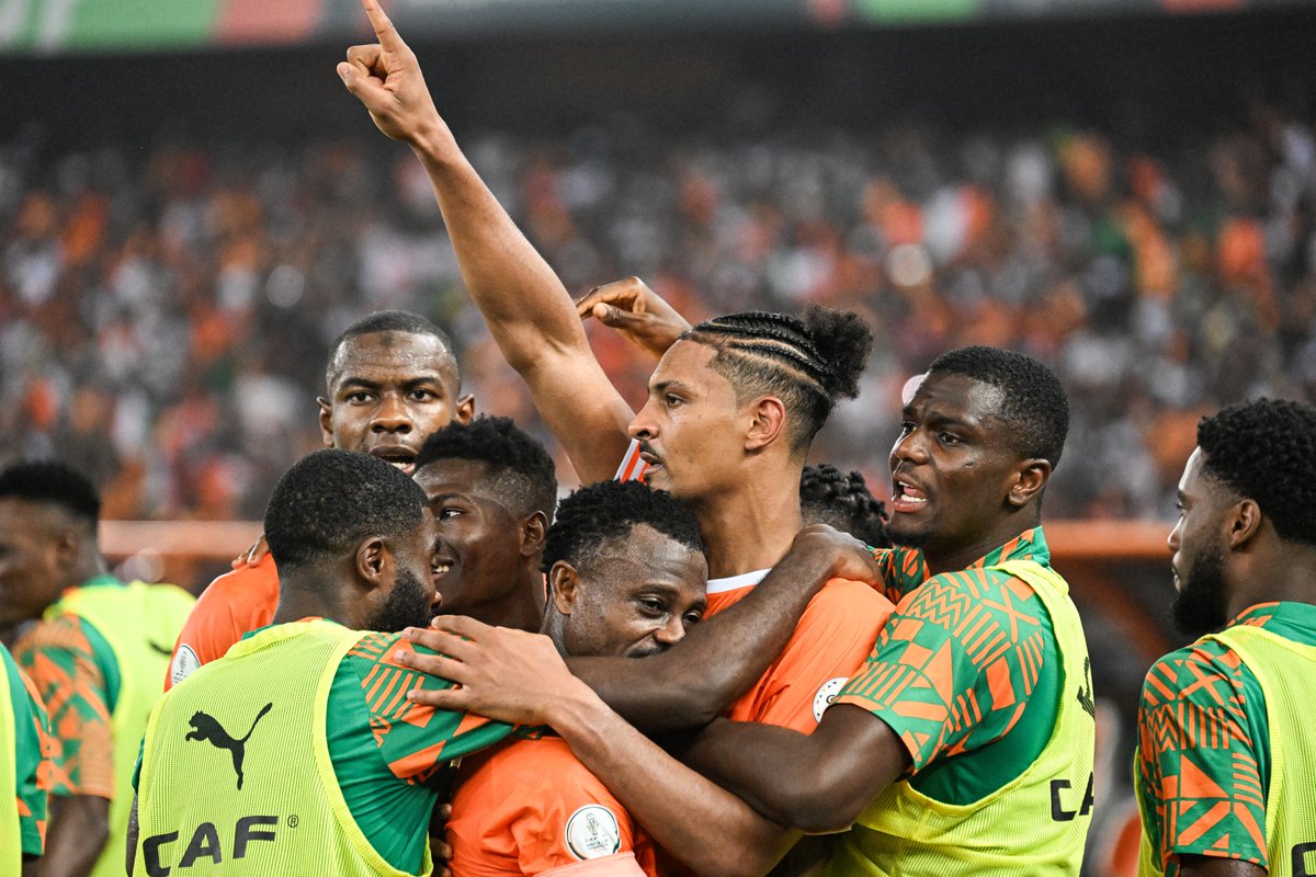 lnstantFoot's tweet photo. Tenez mes mogos de la Côte d'Ivoire. 🫵🏽🧡 https://t.co/Ziyfm18xYu