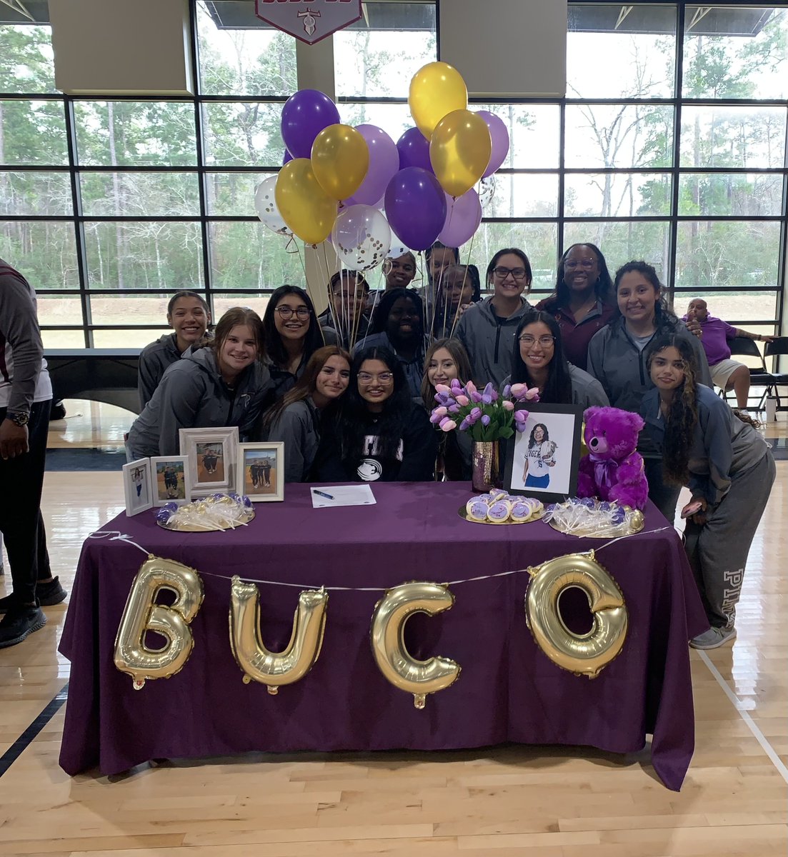 Signed, sealed, and delivered🖊️! Thank you to all who supported me throughout my journey! Can't wait to call this place home! 💛💜 #RoarGrizz🐻 @BUCOSoftball @bohanan25 @LSSS_Softball @LSSSTitans