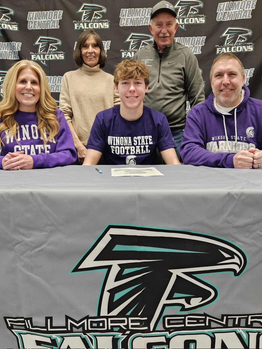 FCFalconSports's tweet image. Congratulations to Jayce Kiehne on signing to play football at Winona State University!