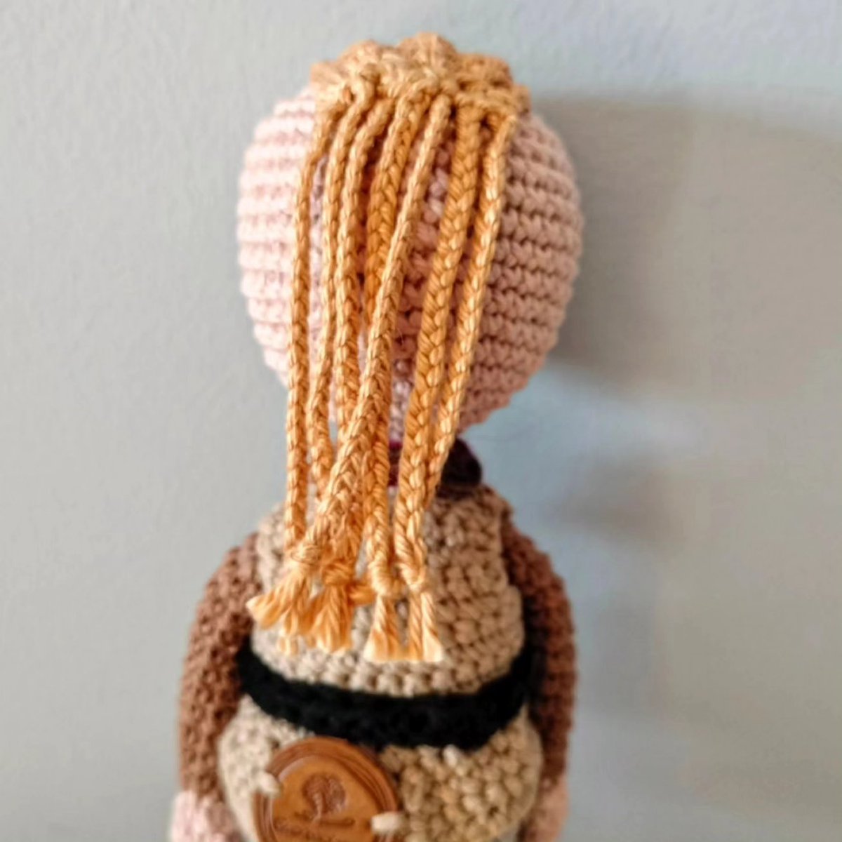 The amigurumi family #Outlander keeps growing, this time with Young Ian, a complicated design but I think I got it, with his marks on his face and his special hairstyle ✨☺️✨
#YoungIanMurray