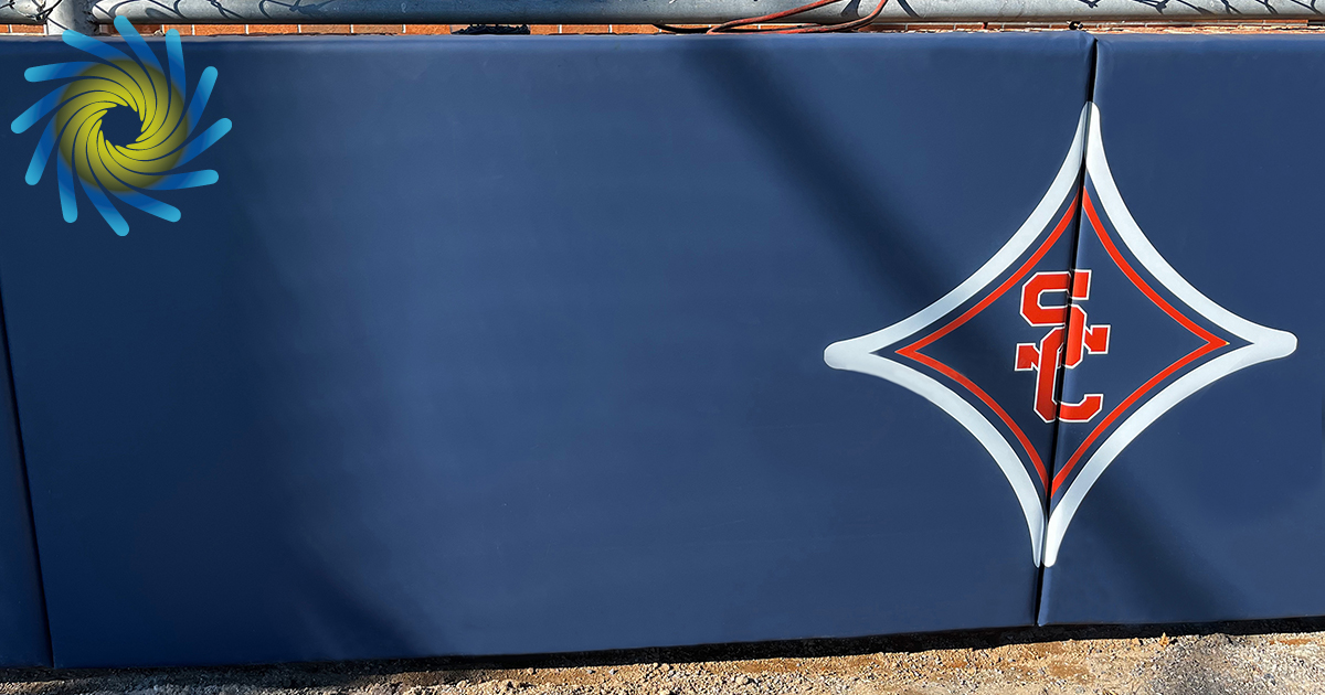 WindscreenFctry's tweet image. Vinyl-covered #backstoppadding with #customlogos enhances #playersafety by providing effective impact absorption during #baseball games. To get durable and customizable backstop padding for your field, call The Windscreen Factory at (888) 619-2228 today.