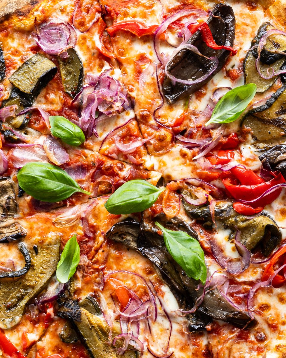 basewfp's tweet photo. Name the pizza ๐ง We'll pick a few right answers to send a yummy discount code to ๐ซฐ๐
#basewfp #basepizza #pizza #pizzalover #pizzatime #pizzas https://t.co/ruaziziNTX