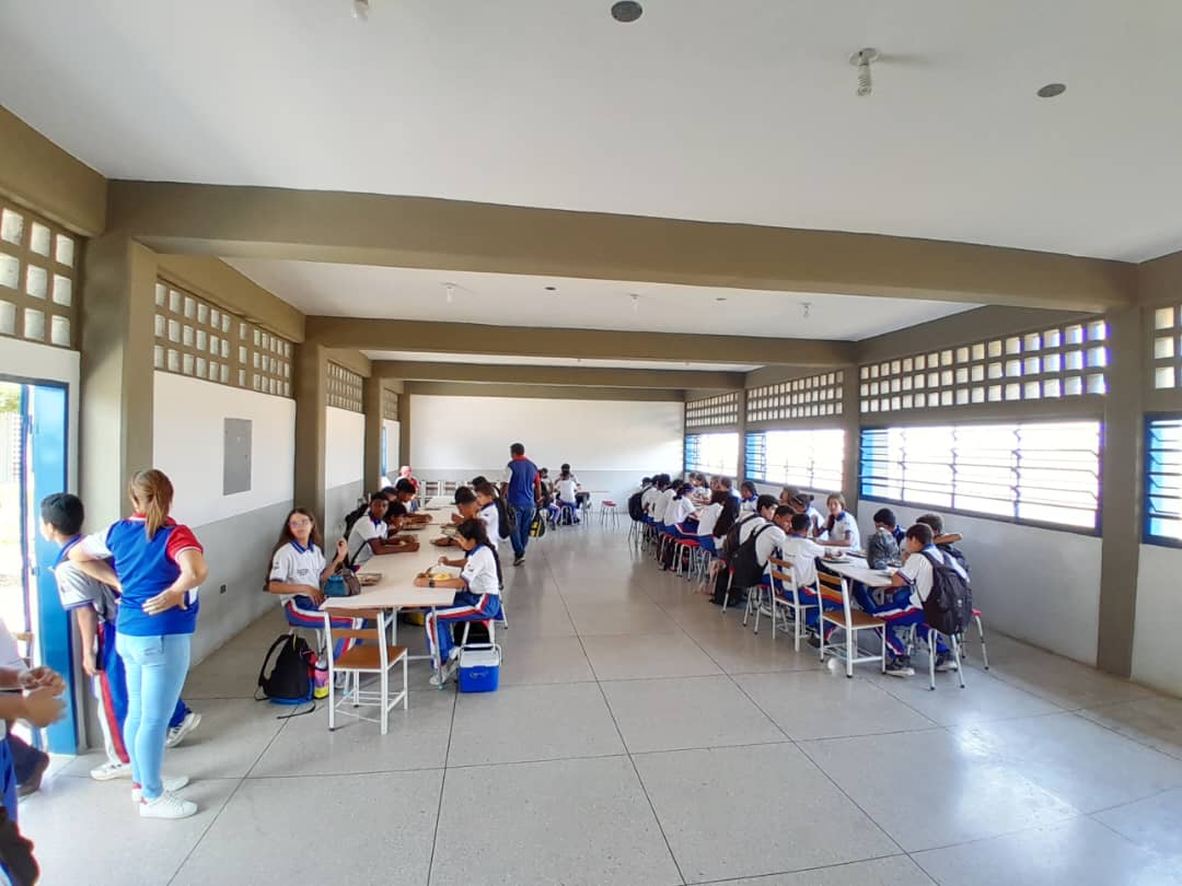 ¡PAE en Acción!
Desde el Liceo Talento Deportivo del Mcpio Independencia, estudiantes de alto rendimiento deportivo son diariamente beneficiados con la elaboración de alimentos sabrosos, sanos, saludables y soberanos
<a href="/cnaeoficial/">cnaeoficial</a>
<a href="/NicolasMaduro/">Nicolás Maduro</a>
<a href="/_LaAvanzadora/">Yelitze Santaella</a>
#7TEnUniónYEsfuerzo
