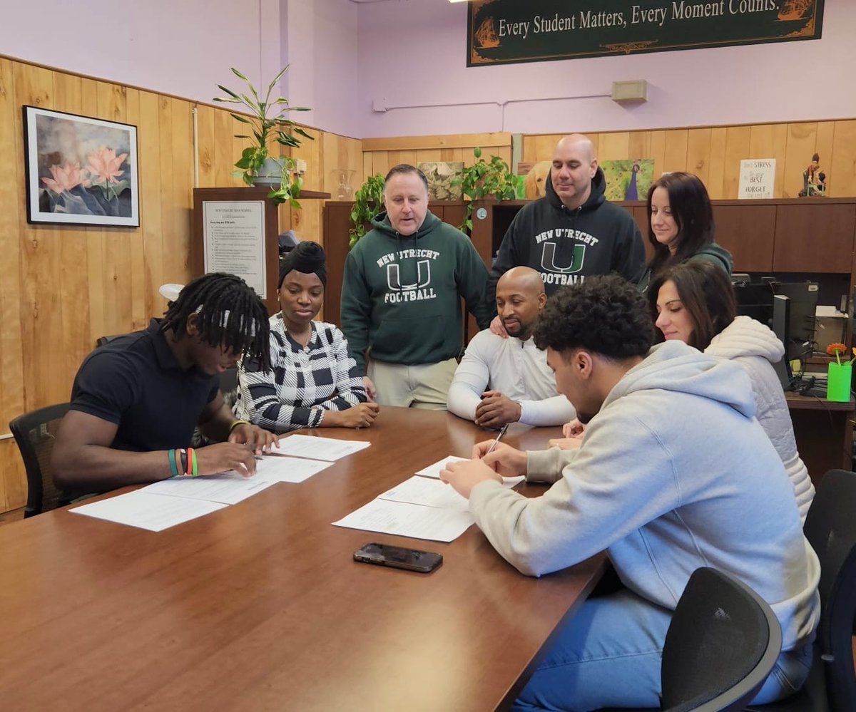 NewUtrechtHS's tweet photo. Signing day = big day for our Senior Football Utes.  Akiel C. signed to play at  @SaintFrancisPA  and Afif H.  is headed to Southern Connecticut State.    #utelife @BrooklynSouthHS https://t.co/pLdPibjZ5w