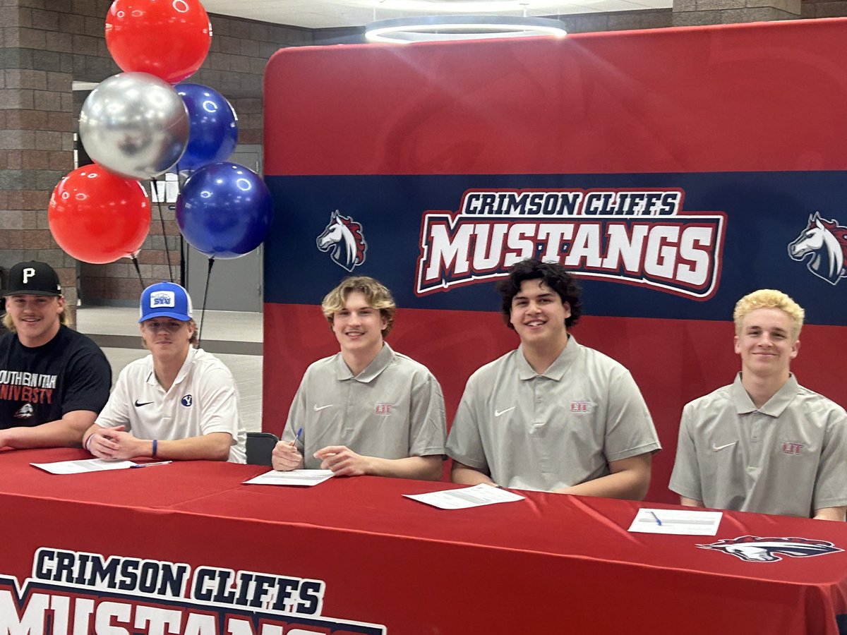 Here’s a pic of all 5 mustangs ! Congrats !
