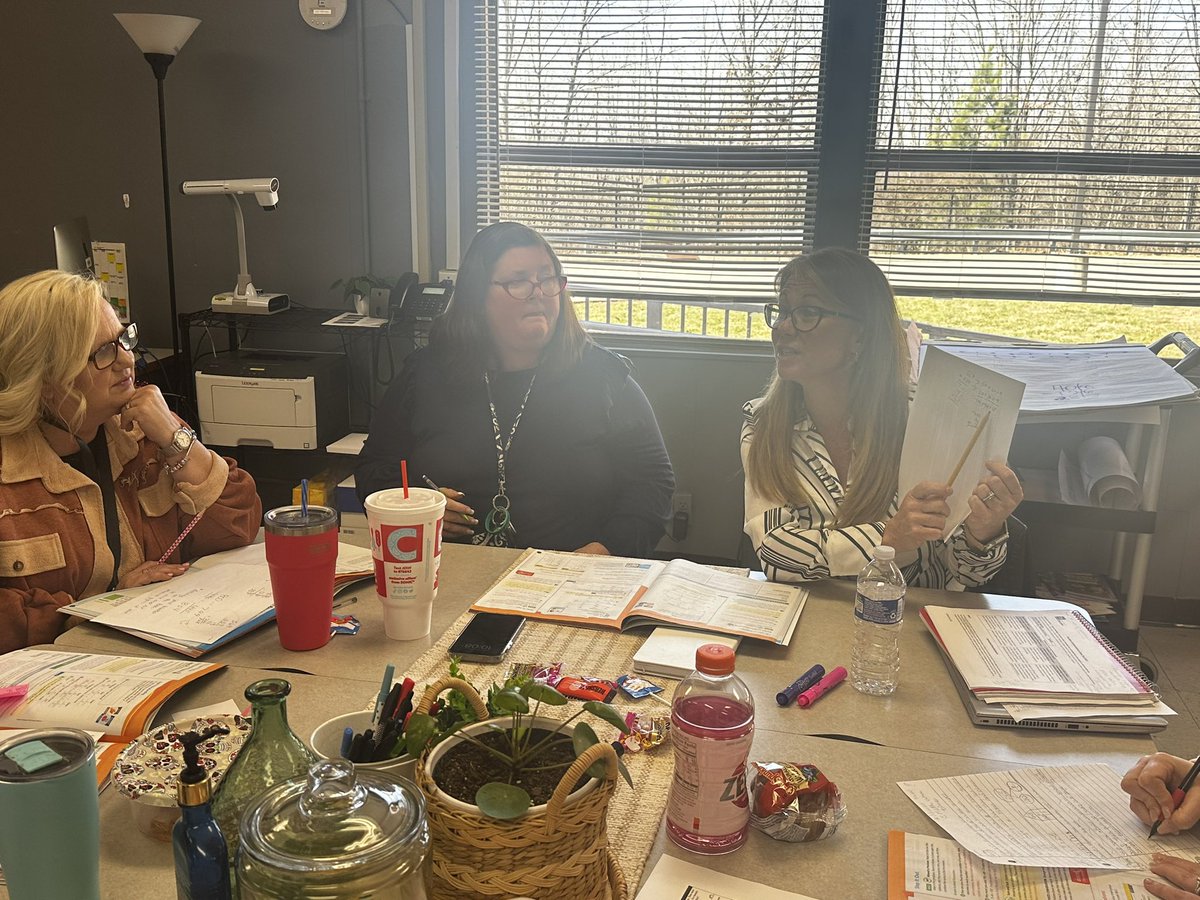 Solving the world’s problems… I mean, division problems… with the second grade team and our friend Stephanie Luke today! We love days like today! #wearercstn #wearecves