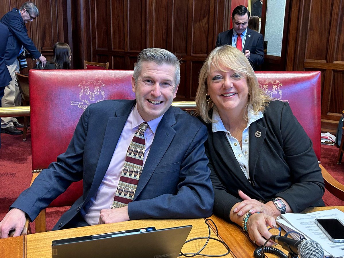CTSenateDems's tweet photo. Happy Opening Day of the 2024 Session! 

We are excited to keep working for you, #Connecticut
(1/2)