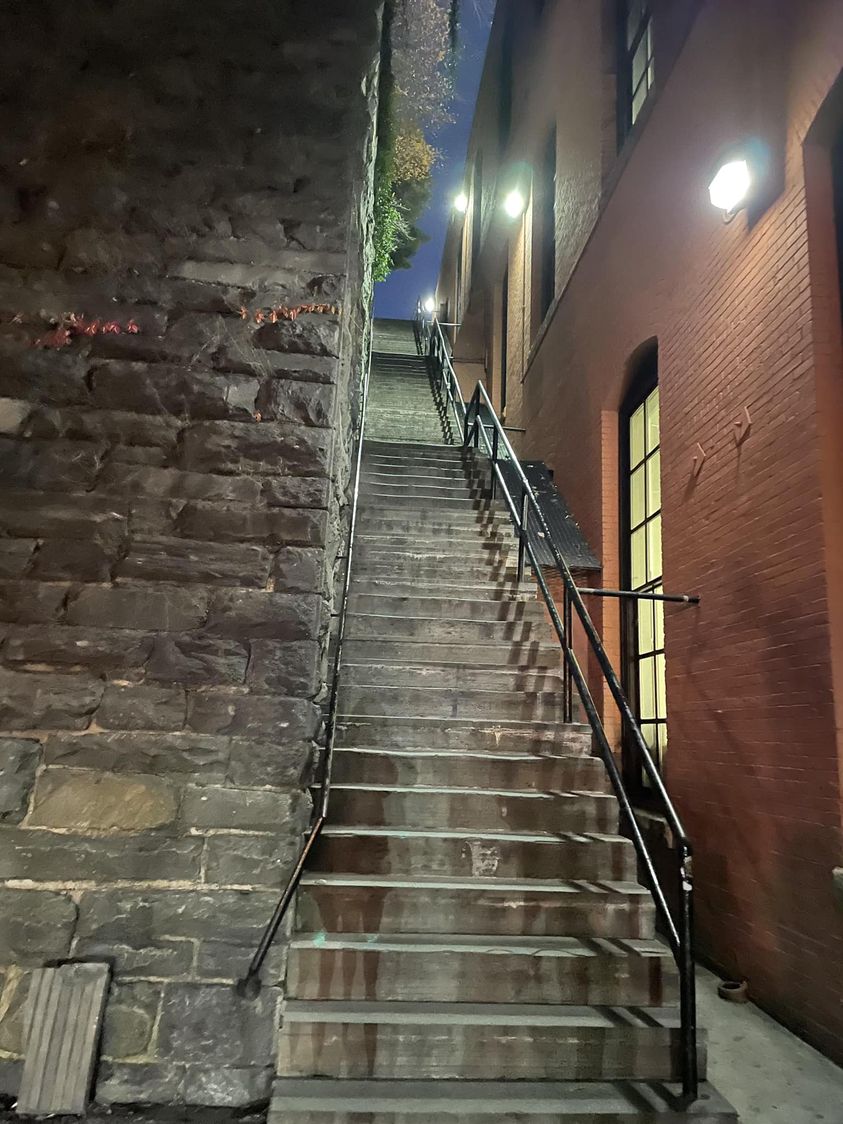 JayOfTheDeadMF's tweet photo. Can you name what movie these steps are from? https://t.co/rWc9uG1Yd2