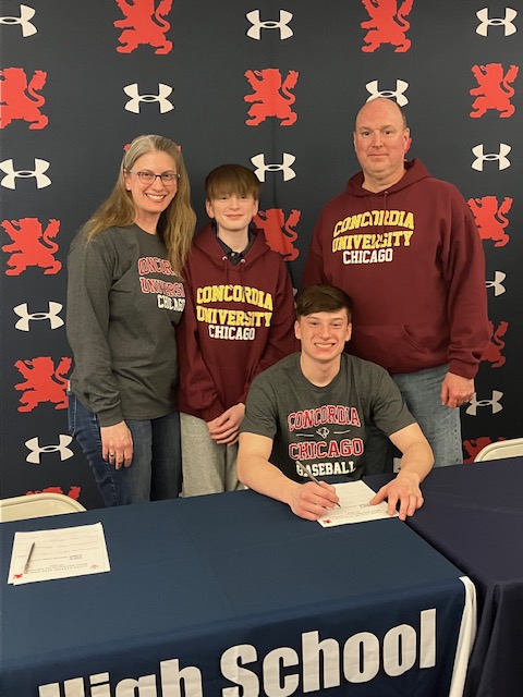 ViatorBaseball's tweet photo. Congratulations to Jeffrey Beckert on his signing with Concordia University Chicago!  Lions Baseball is very proud of you! @CUCbaseball https://t.co/1VEP56i0oE