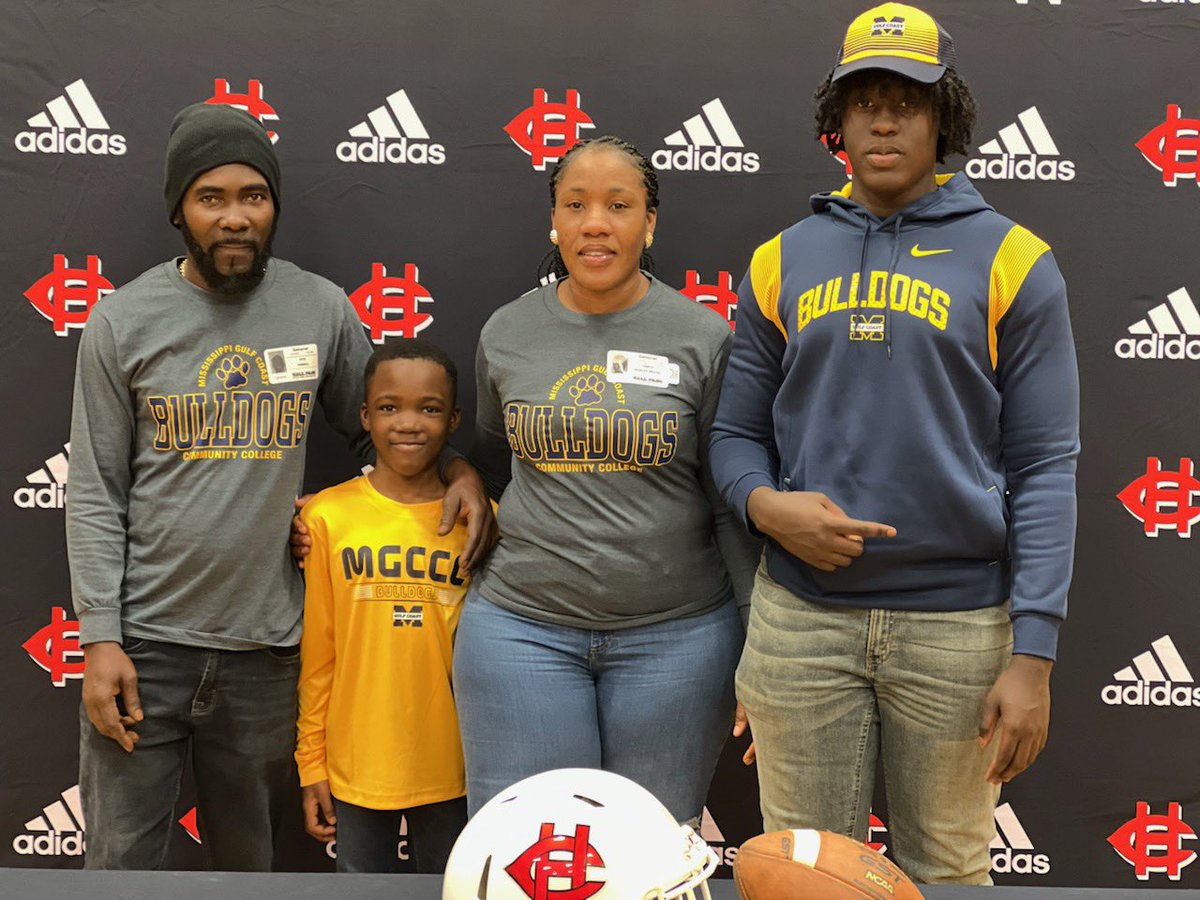 Harrison Central Football tweet media