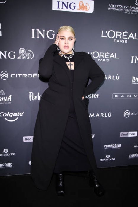 Luluras899's tweet photo. Questa stellina ha dedicato la sua esibizione alla comunità LGBT+ e non ne state parlando abbastanza @bigmamaalmic #Sanremo2024 https://t.co/mHzbIgC7A9