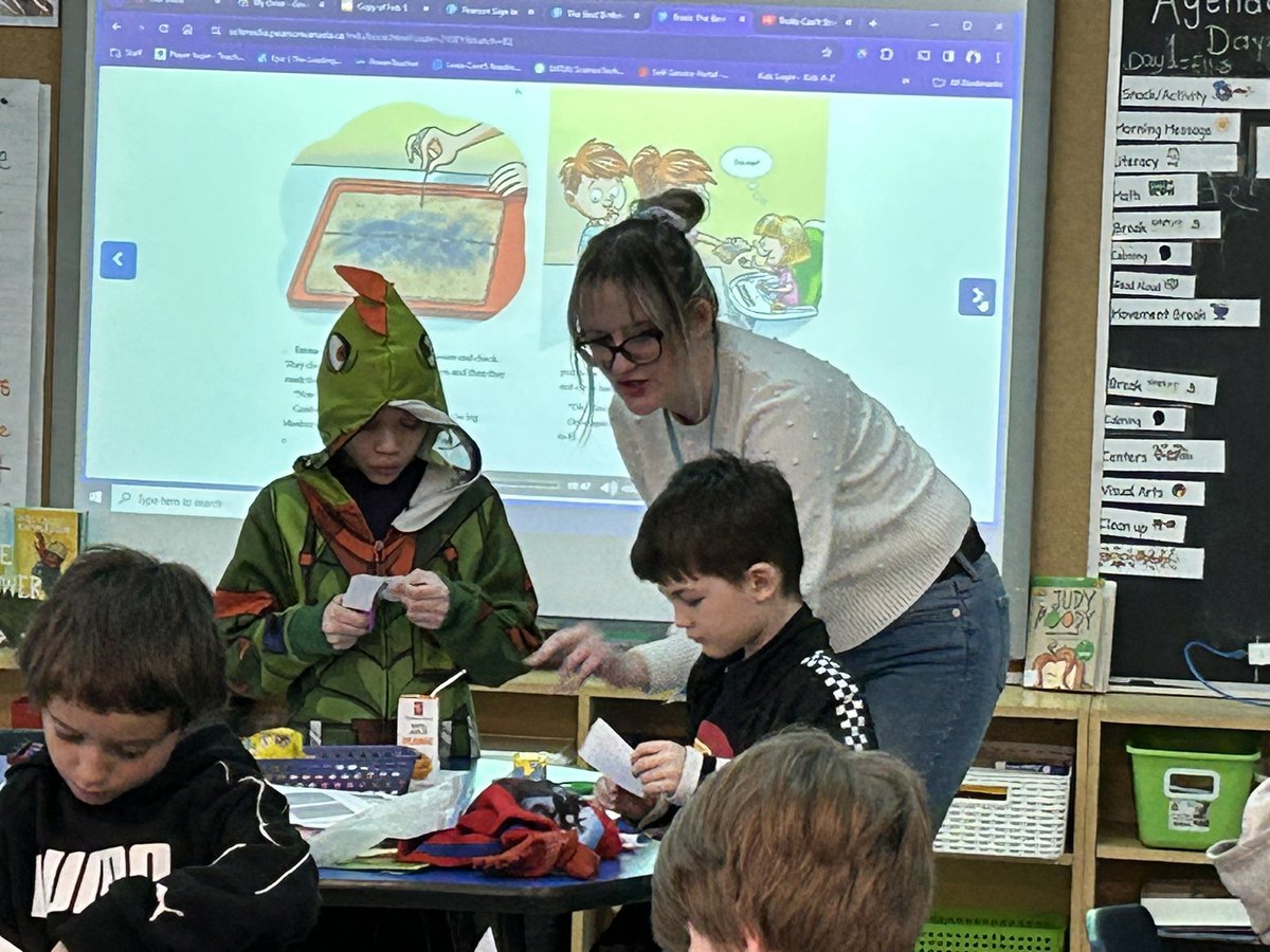 MacjanetJay's tweet image. Day 3 of visiting TLDSB Math Influencers. Great visits at Queen Victoria, Leslie Frost and Dr. George Hall. Thank you to all of these amazing teachers and their dedication to student improvement!