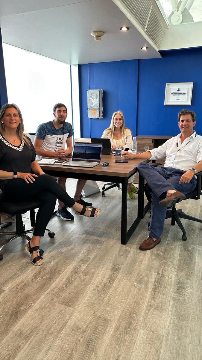 Destino Punta del Este tweet media