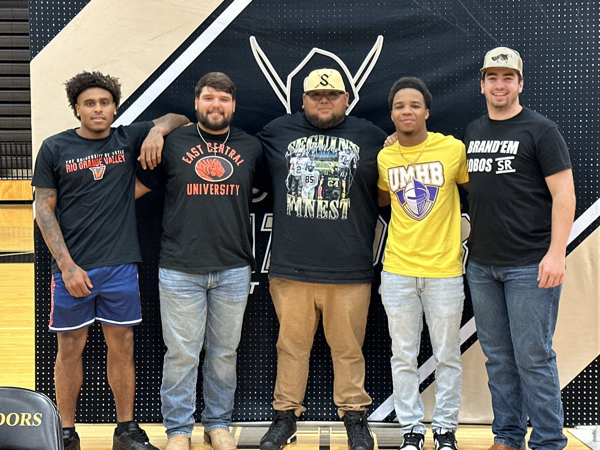 It’s officially official! So proud of not only Jackson, but of all of our Seguin boys who signed today! Go do great things!! ♥️<a href="/pond_jackson/">Jackson Pond</a> #BrandEm