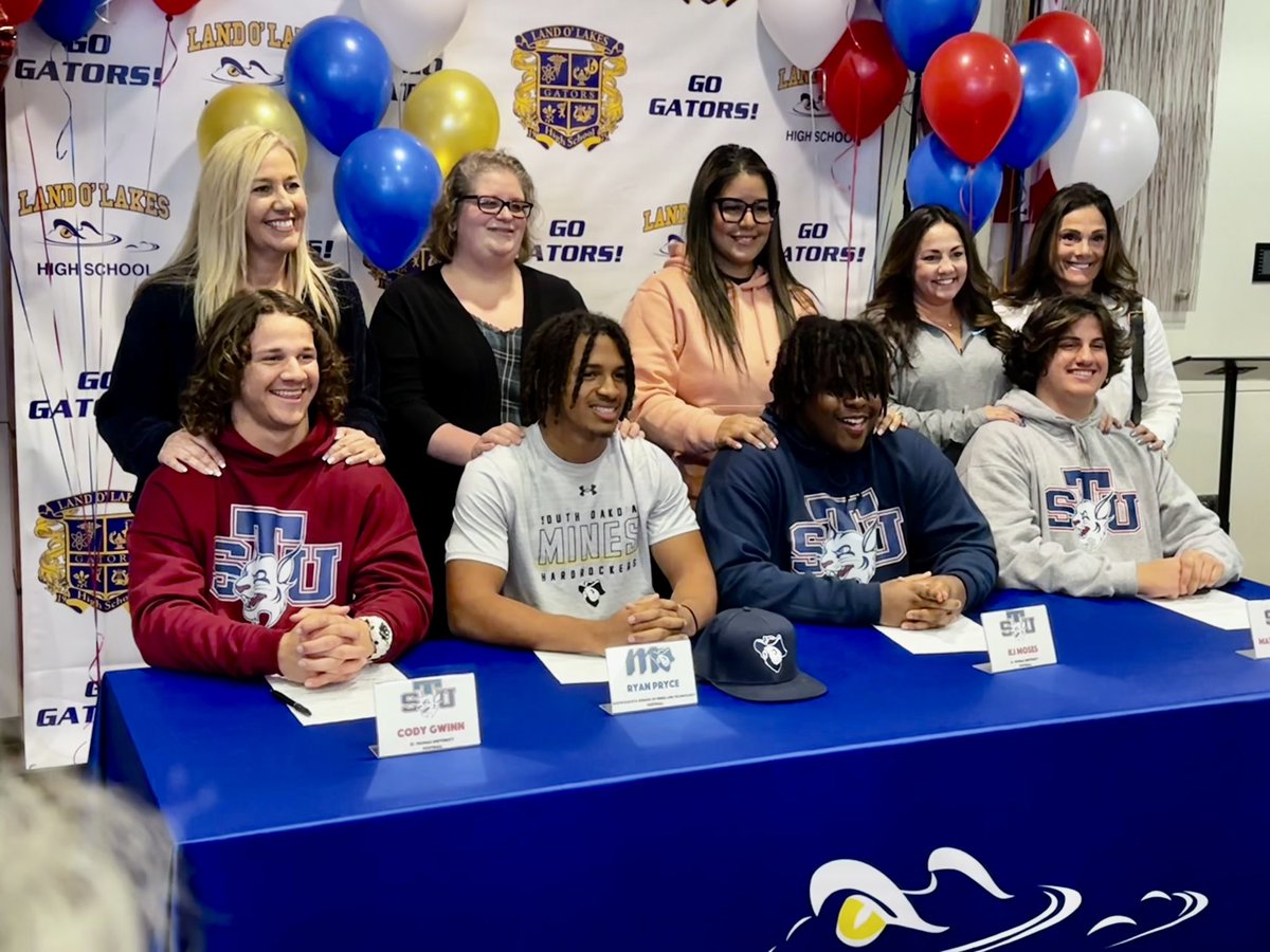 Coach Dan Goodspeed tweet media