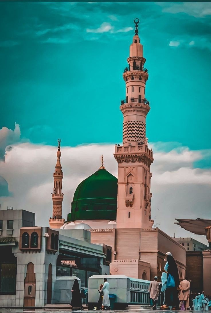 اللهم صلِّ على الراقي فوق الرُتب المُتمَتع  بنور حضرتك بلا حُجب وعلى آله وسلم.