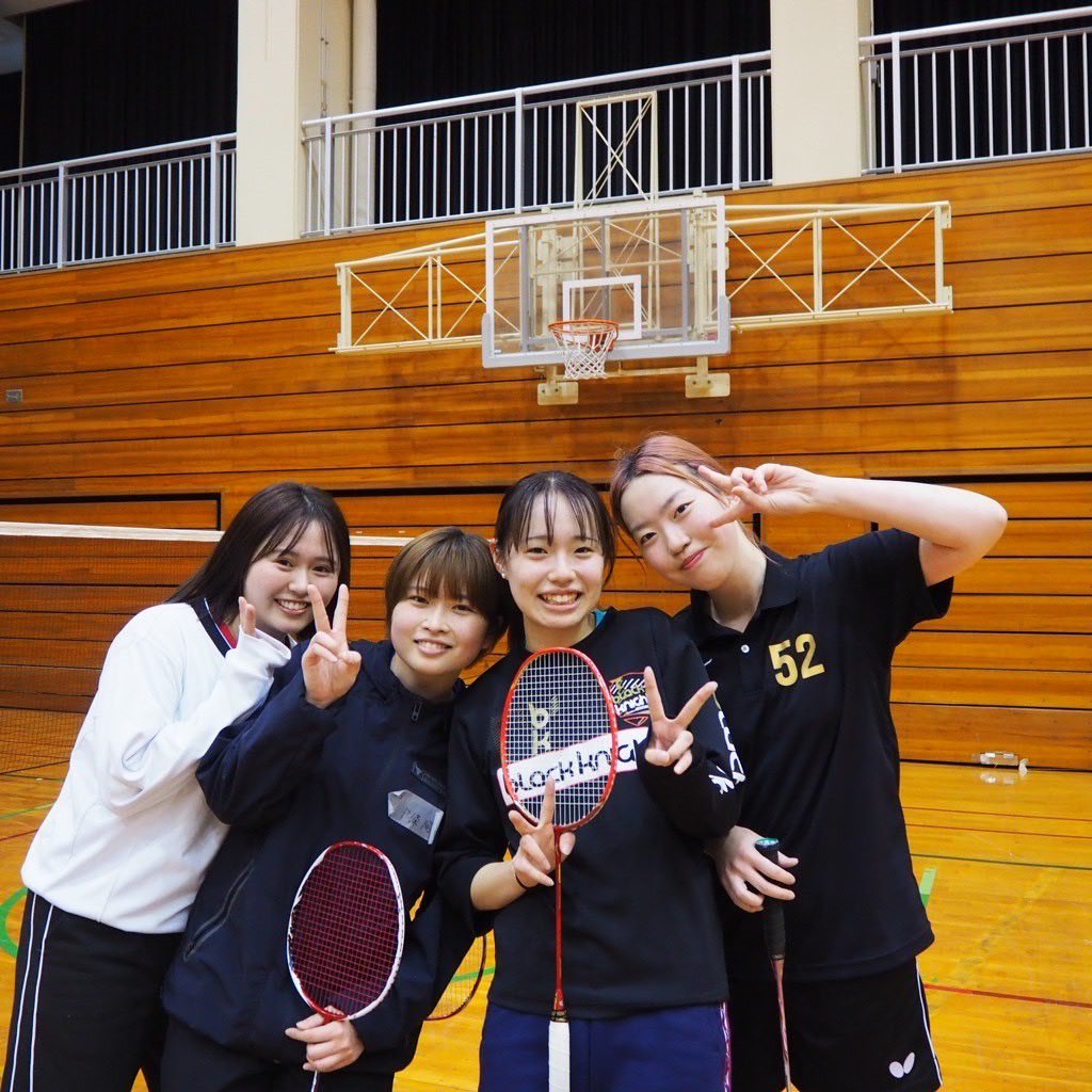 hoseibad72's tweet photo. 先日春合宿が行われました🥳
男女関係なくみんなが楽しめました！
サークルに興味がある方は是非DMをして下さい！
インスタもやってますので是非1度チェックしてみて下さ〜い🙏
サークル員一同お待ちしております！
 #春から法政   #法政大学 #法政バドミントンサークル https://t.co/VsAT6McYC3