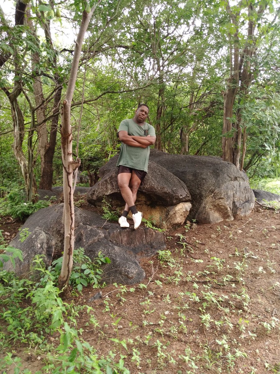 "Que a nossa coragem seja maior que os nossos medos e que a nossa força seja tão grande quanto a nossa fé..."