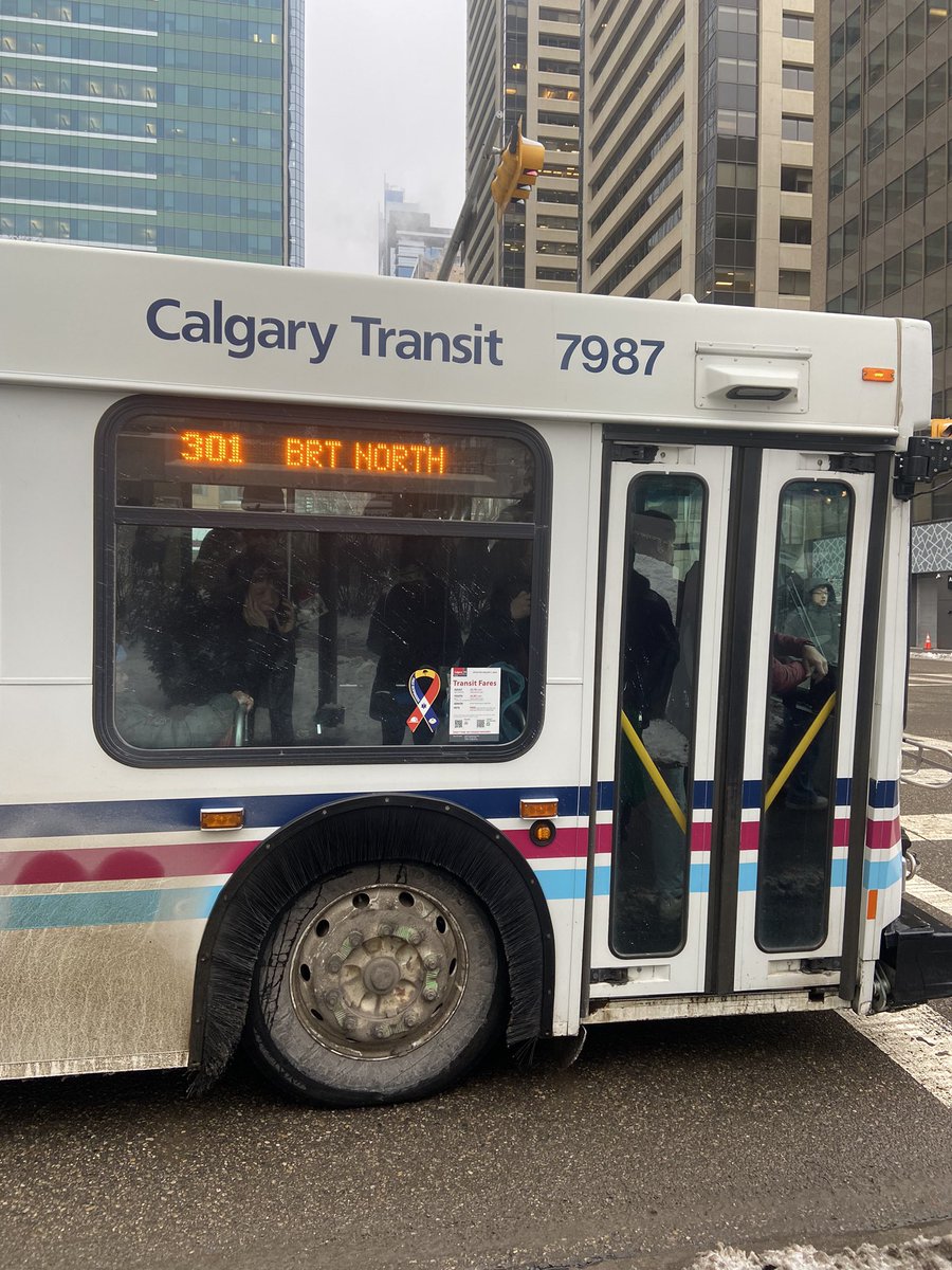 Ramea's tweet photo. @calgarytransit everyday at this time this bus is always full 95% of the time.  Can you put in a request to increase the capacity? Or add the bigger buses? https://t.co/xeMpLkCH6l