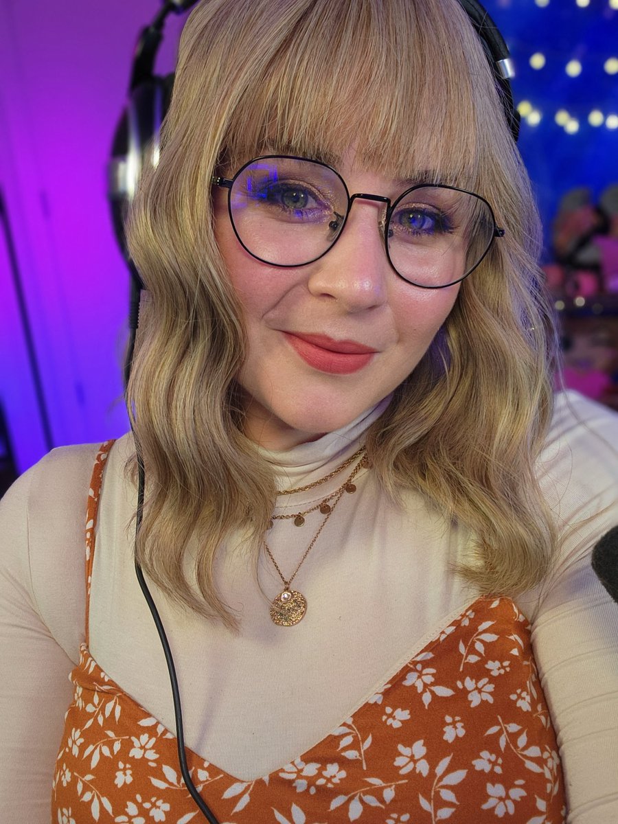 NewOwlHooDis's tweet photo. Live now with Witcher Wednesday! Day 1 of a brand new playthrough 🙌

🔴 https://t.co/IlxcAegeVo https://t.co/m9Nzir6QUG