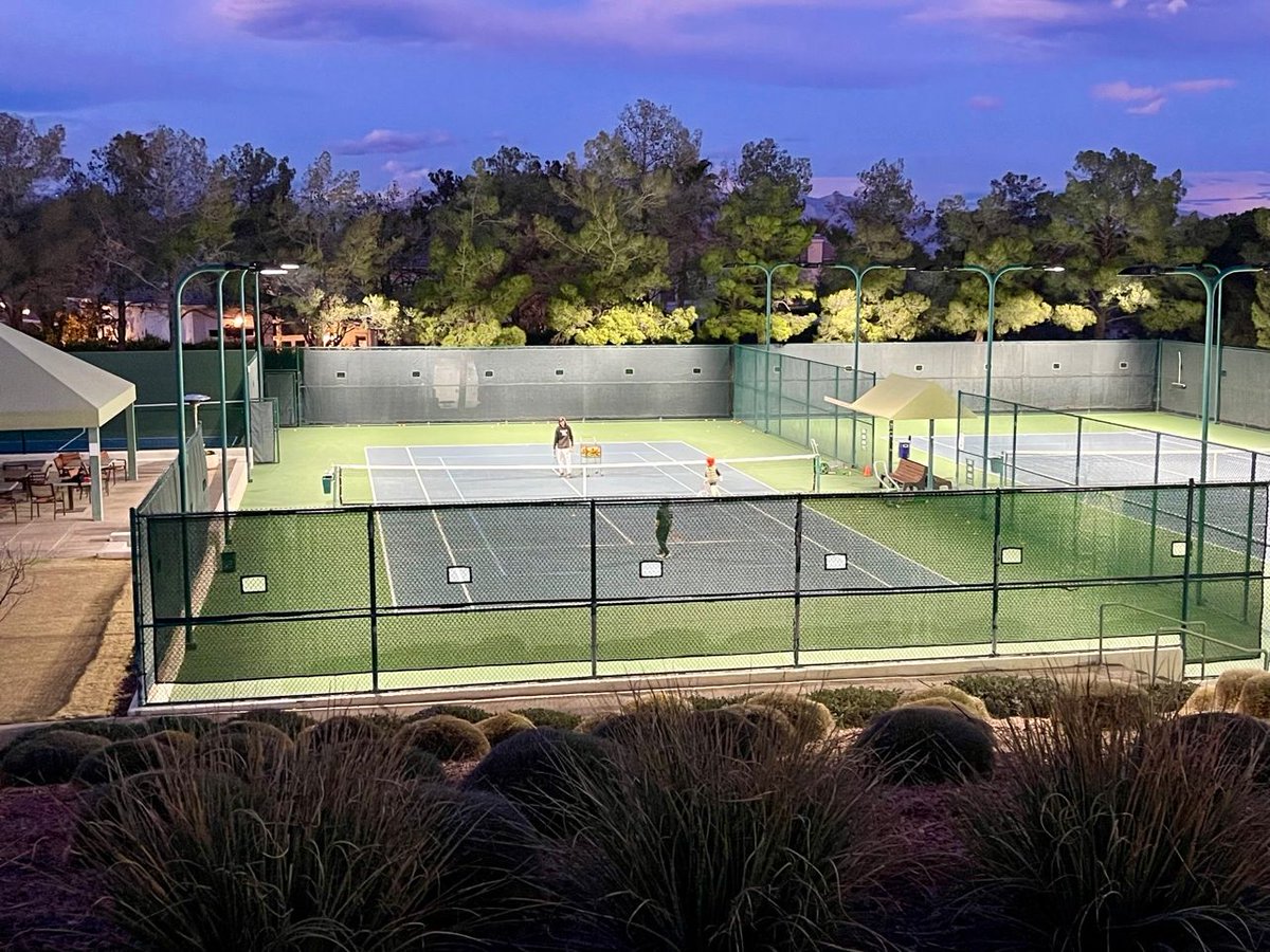 shinetoolight's tweet photo. Another successful tennis courts lighting retrofit at TPC Summerlin, Las Vegas!  Our team at #Shinetoo is thrilled to have completed this project using our powerful #Glare_control 400W tennis lights. And the results speak for themselves - it turned out great!
#tenniscourtlighting https://t.co/LWWaSXbEhV