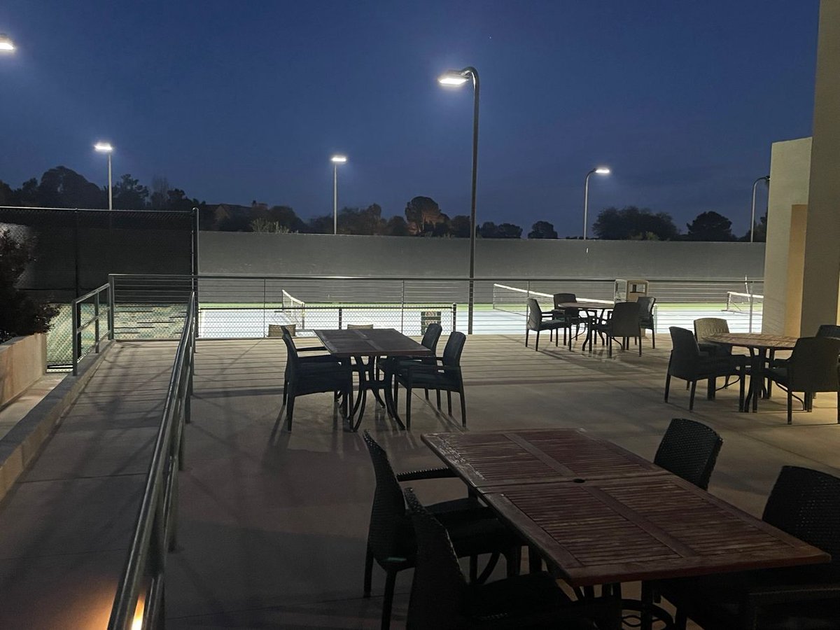 shinetoolight's tweet photo. Another successful tennis courts lighting retrofit at TPC Summerlin, Las Vegas!  Our team at #Shinetoo is thrilled to have completed this project using our powerful #Glare_control 400W tennis lights. And the results speak for themselves - it turned out great!
#tenniscourtlighting https://t.co/LWWaSXbEhV