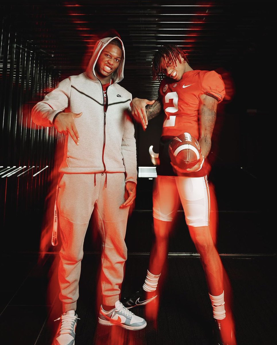 SavFrench's tweet image. My former students are showing up and showing OUTTTTTT 📸 🤯

The insanely talented @RoweG_ 

When you truly invest in your students and they continue to grow when you’re gone… the amount of pride you feel is just 🤩🤌🏼🥹🫶🏼