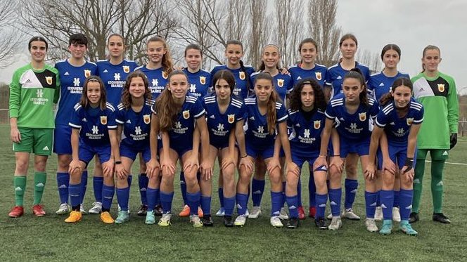 ✅ La selección navarra #sub15 ha ganado en su amistoso disputado 🆚 @MulierFCN por 2-4. El combinado de @AguirreArrastia e @ilopezb90 ha remontado un 2-0 en contra (1-0, en 1ª parte): ⚽️ 2-1 61’ Aiora Velasco ⚽️ 2-2 65’ Julia Ibero ⚽️ 2-3 75’ Inés ⚽️ 2-4 80’ Aiora Velasco