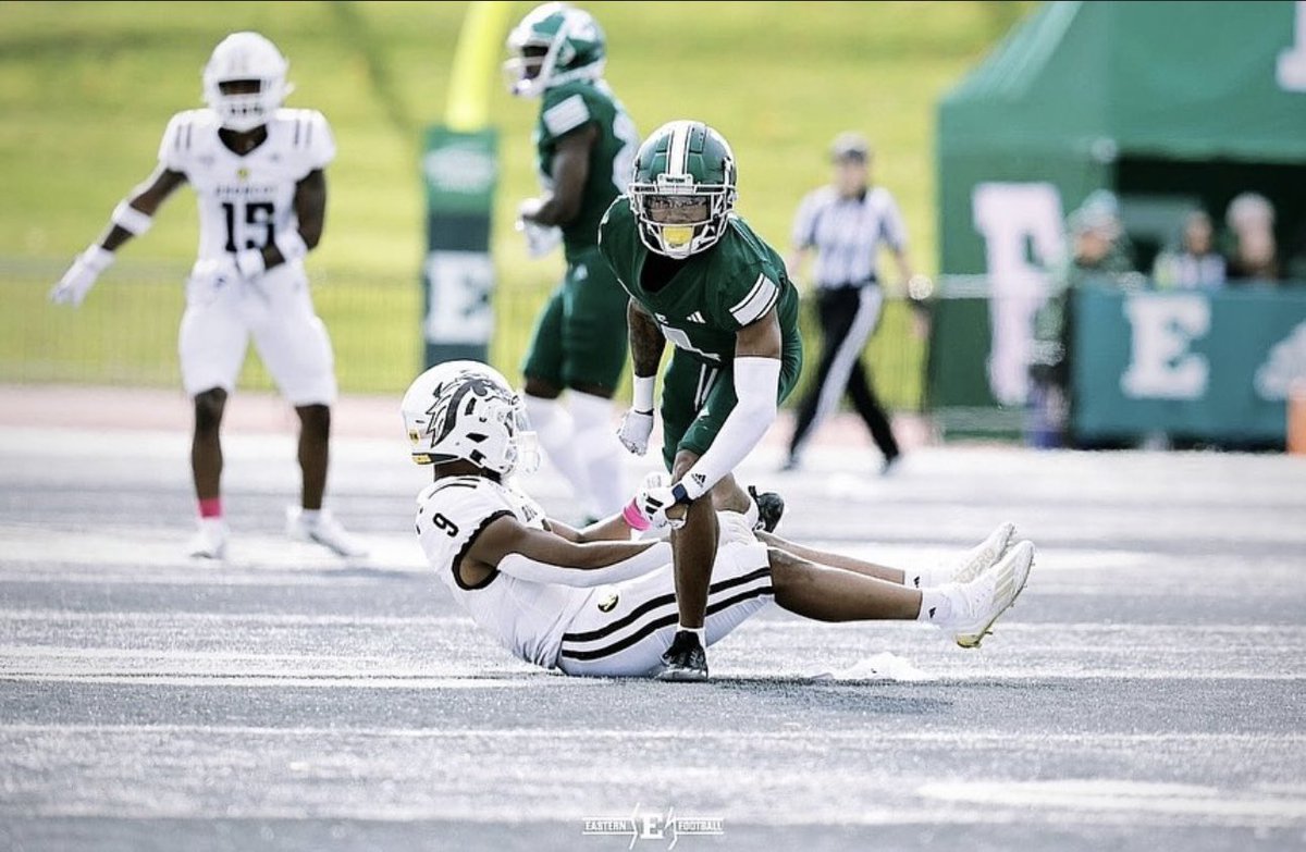 keyawn spencer (@sliideekey) on Twitter photo After a great conversation with Coach Creighton <a href="/Coach_Creighton/">Chris Creighton</a>,I am extremely blessed to receive an offer from Eastern Michigan University
⚪️🟢!#AGTG <a href="/CoachDawsey_2/">Kelly Dawsey, Ed.S</a> <a href="/CoachWoolridge5/">Mike Woolridge</a> <a href="/Coach_West25/">C. WEST M.Ed</a> <a href="/LeroyHood/">Coach Hood</a> After a great conversation with Coach Creighton <a href="/Coach_Creighton/">Chris Creighton</a>,I am extremely blessed to receive an offer from Eastern Michigan University
⚪️🟢!#AGTG <a href="/CoachDawsey_2/">Kelly Dawsey, Ed.S</a> <a href="/CoachWoolridge5/">Mike Woolridge</a> <a href="/Coach_West25/">C. WEST M.Ed</a> <a href="/LeroyHood/">Coach Hood</a>