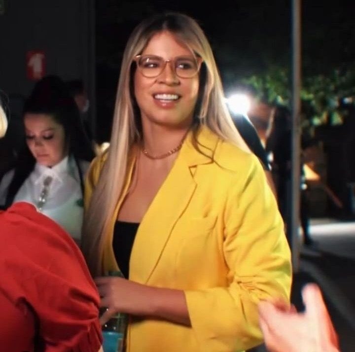 vidsmaraisa's tweet photo. ai que mulher linda… e minha! 🤍 https://t.co/RcD5nIVpbr