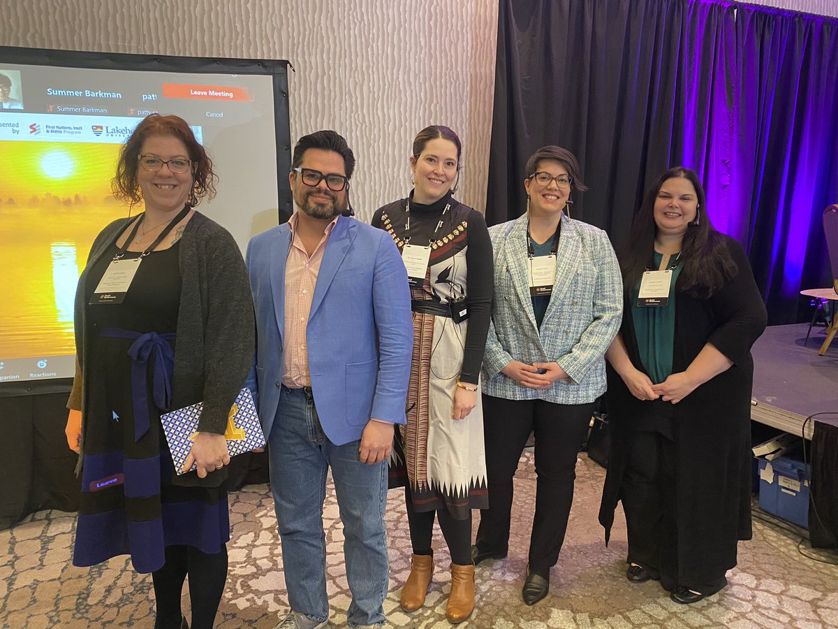 Pathways of Care: Legal Reform, Housing Initiatives and Healthcare Partnerships in Indigenous Communities 
Co-speakers: Juliet, Ryan, Jessica and Lindsay 
Check out this amazing resource discussed today! 👇
#AIPP #hpm #palliativecare #IndigenousHealth

lco-cdo.org/en/our-current…