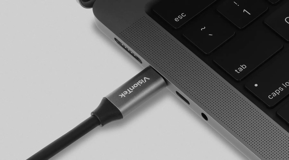 VisionTekProd's tweet image. Ever wondered why some USB-C cables outperform others? 🤔 It&apos;s all about quality over quantity! Check out our blog to learn how the right cable can revolutionize your device experience. #VisionTek #USBCTech #ConnectivityMatters buff.ly/3uu457V