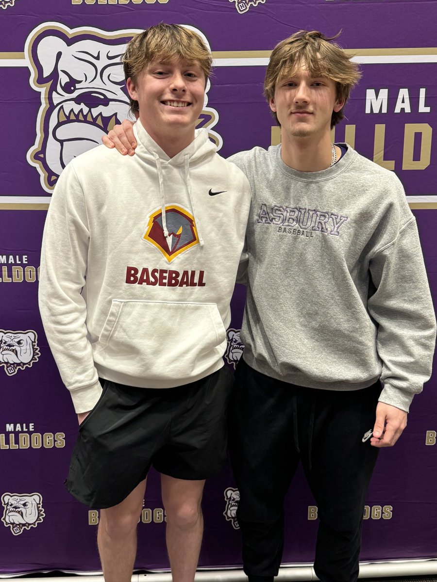 Louisville Male Baseball tweet media