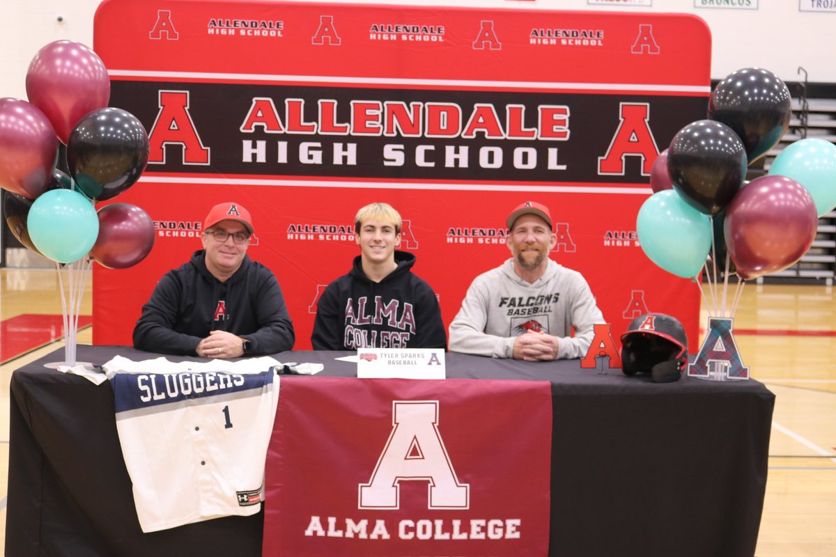 TylerSparks_1's tweet photo. It’s official✍️
@AlmaScotsBSB https://t.co/ivw0LDnYBb