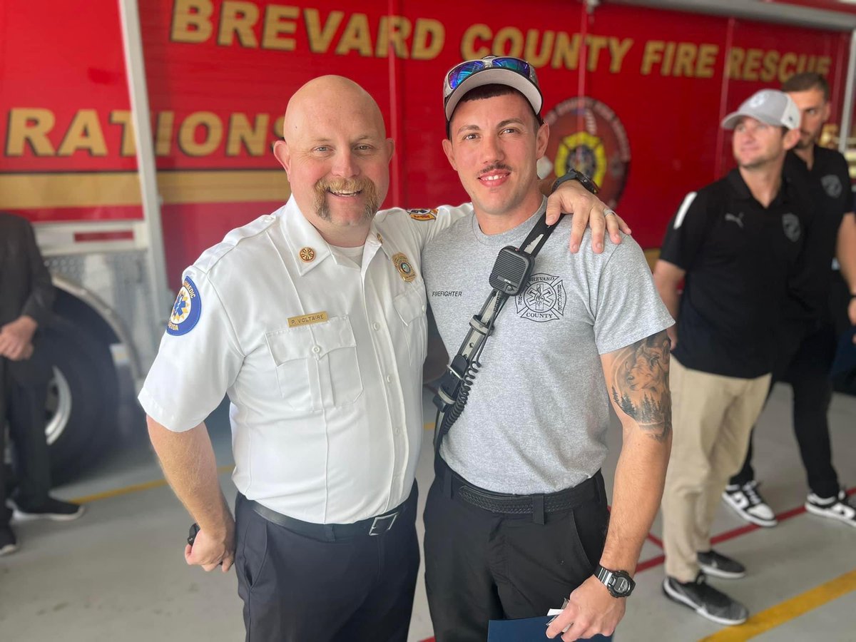 EMSOfficer's tweet image. No better way to celebrate Heart Month 2024! Recognizing our department&apos;s EMS champions, law enforcement partners &amp;amp; citizen responders for the successful resuscitation of a SCA victim. #ItTakesAVillage #BCFREMS #HPCPR #ROSC #EMS #EMSOfficer #HeartMonth2024 #OurHearts #BCFRCares