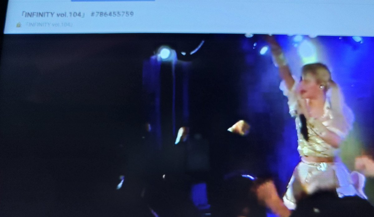 madbear369's tweet photo. アーカイブでディアブルボアのライブを見た。Performer ハルカの龍のような迫力のstageに圧巻だった‼️GOTHICALなV ROCKの激しさとキレの良さが炸裂するstageで、ハルカちゃんの身体の倍以上の大きさのオーラを見た気がする！
https://t.co/OYvqzjnKix
#ディアブルボア #ハルカ #INFINITY #Vol104 https://t.co/xYoaEBJdNc