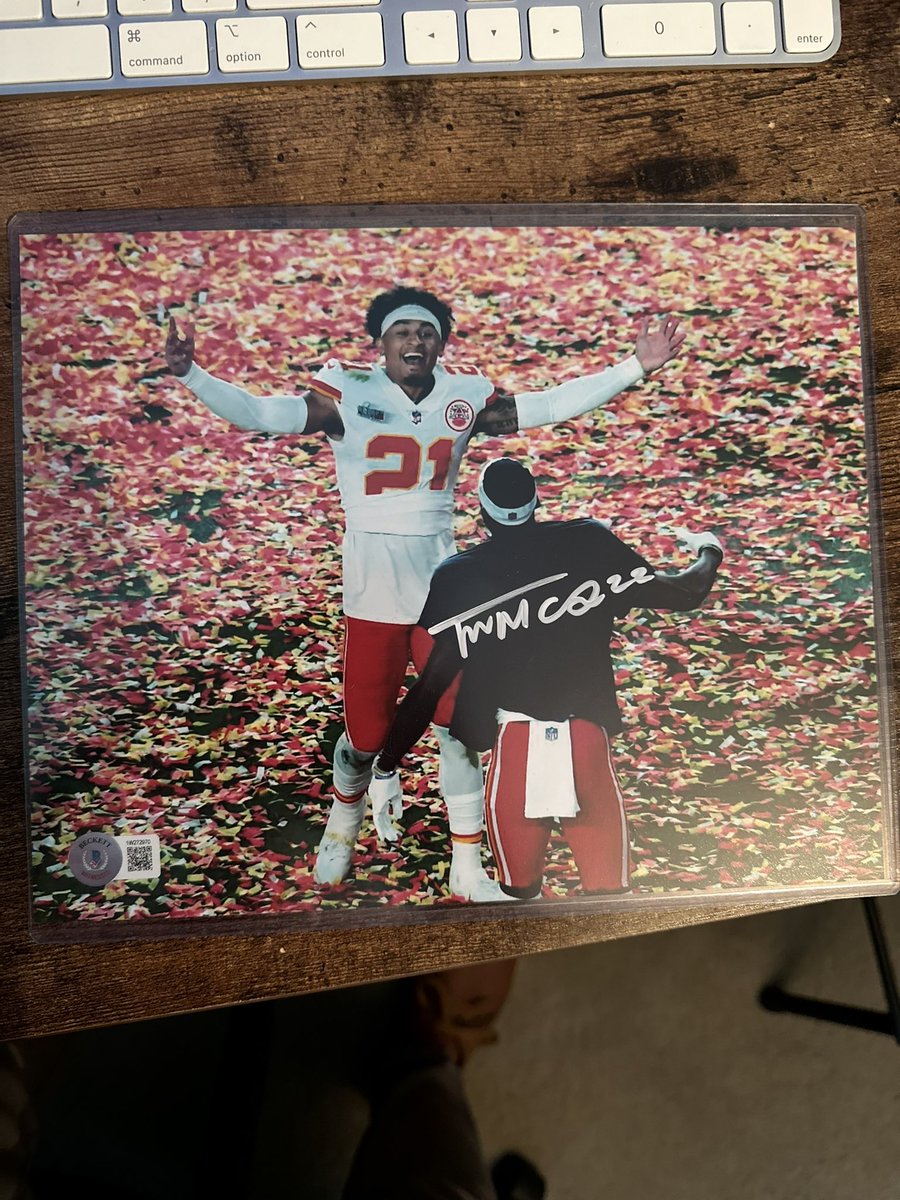 klk11's tweet photo. @metabilia_io signed McDuffie photo came in today. Let’s get another ring! #hbtCHIEFS https://t.co/TMzMDxGVIt