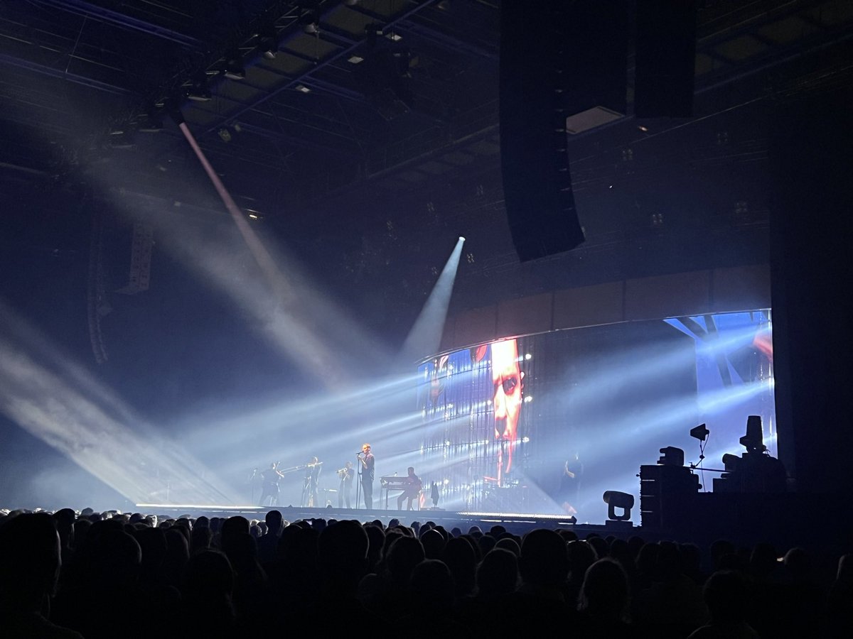 oyat85's tweet photo. Une très belle soirée avec @grandcorpsmalad !! Merci 💝 #zenithNantes
 clin d’œil à @Parcamatt https://t.co/jxazWKltcJ