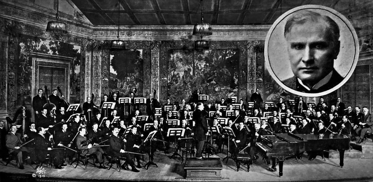 gershwin_100's tweet photo. I never go on here anymore, but hey, in case you need to see my Aeolian Hall series of photos, here's a great one with Walter Damrosch's orchestra on stage in 1915.  #AeolianHall #100years #RhapsodyInBlue #Gershwin #GershwinMusic https://t.co/9YsLD3cpwc