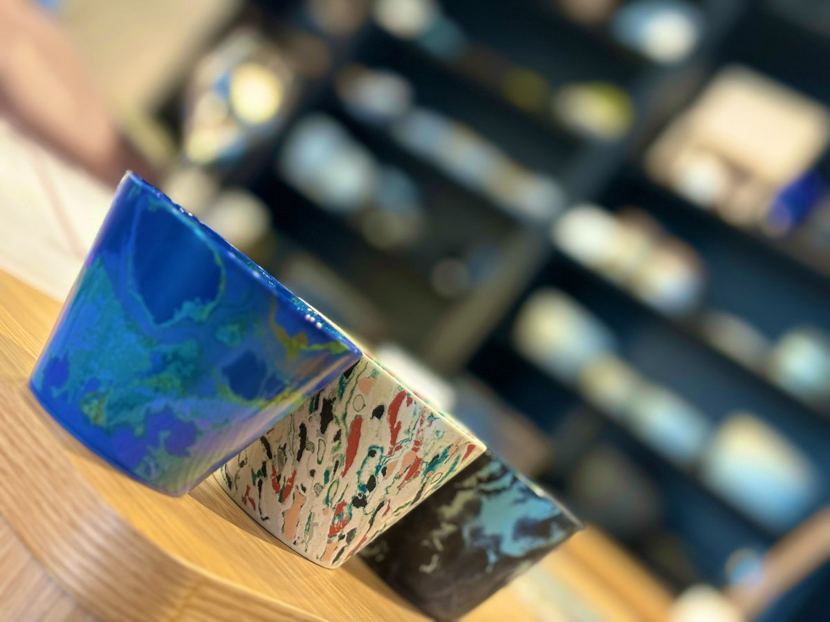 craft_ness_'s tweet photo. 本日『そばちょこ』3種類が
追加で入荷いたしました！

そばちょことしてだけではなく
小鉢や湯呑み、小物入れ等にも
使えますのでオススメです🎵

#craftness
#釧路インテリアショップ
#そばちょこ
#蕎麦猪口 https://t.co/lC3i9RyrLM