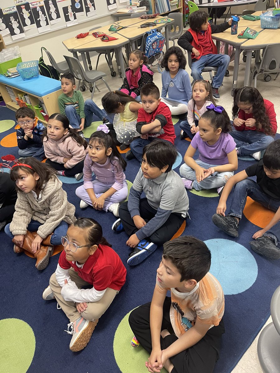 Patrici20431245's tweet photo. World Read Aloud Day in full swing at CTW! Kids loved it and guests were amazing! @ctwpanthers #WorldReadAloudDay #literacy https://t.co/lpeqH8ckpL