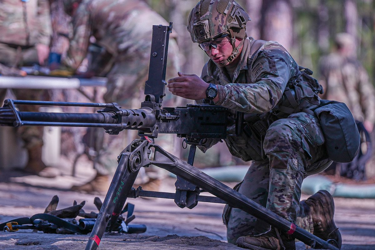Day 3 of #E3B Testing: Our #FalconParatroopers began the second day of lane evals., focusing on patrol, weapons, or medical tasks. Tomorrow will be the final day of lanes and then candidates will conduct the final event on Friday morning-the 12 mile ruck march! LET’S GO! #AATW