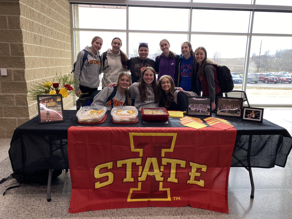 Congrats to @graciefed for signing to run for @CycloneTrackXC today! We are proud of you and can’t wait to see what you accomplish!