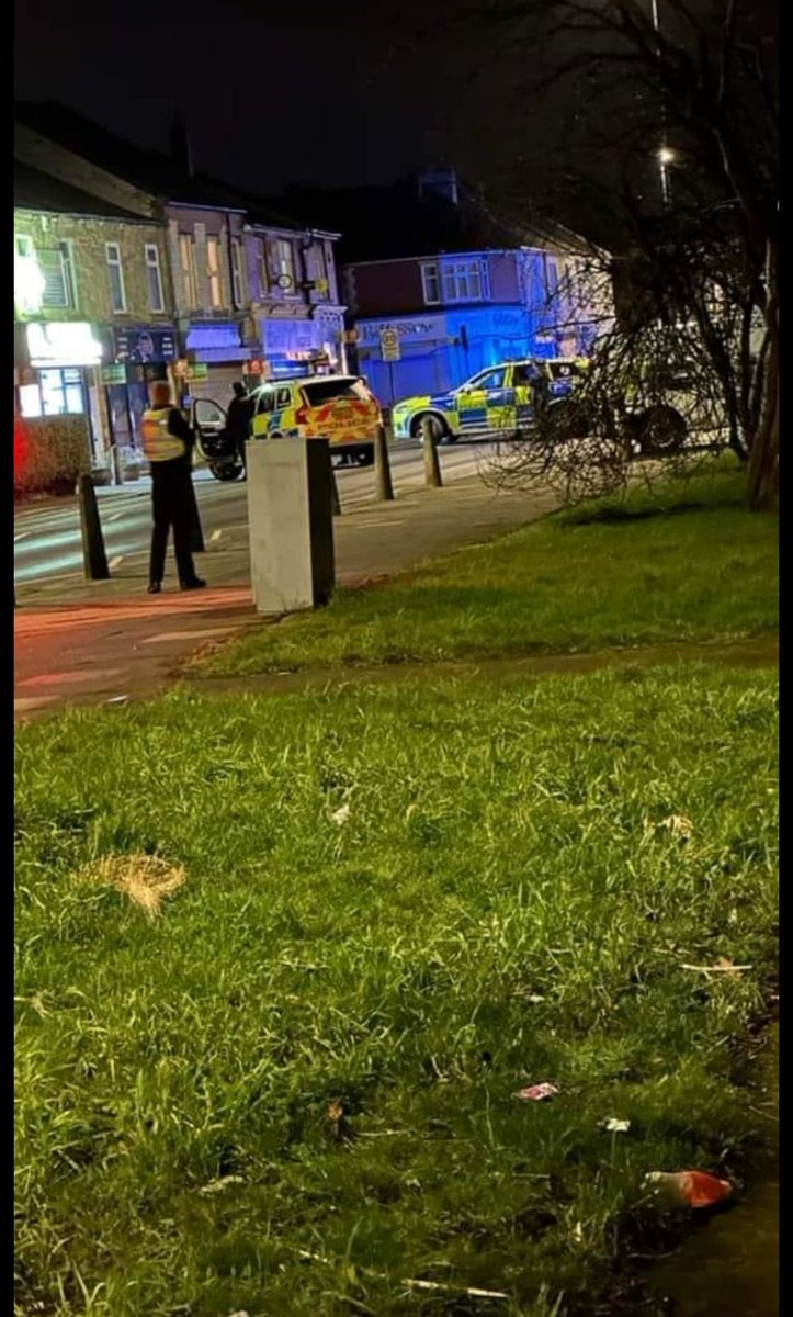 kgstrainers's tweet photo. Has Gazza turned up yet with some beers and his fishing rod? All going off in Forest hall, armed police everywhere
#foresthall #bestbite https://t.co/OvPPIJKEAl
