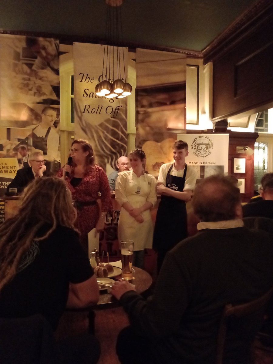 Adrian_0liver's tweet image. Lottie and Dan.. Highly commended.. I'm in bits .. proud? Beyond words xx