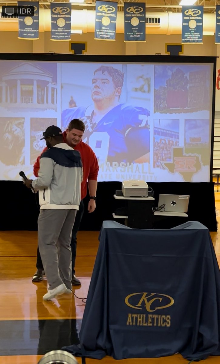 BradyMarshall79's tweet photo. Signing Day at KC! https://t.co/A2XTEz2UTn