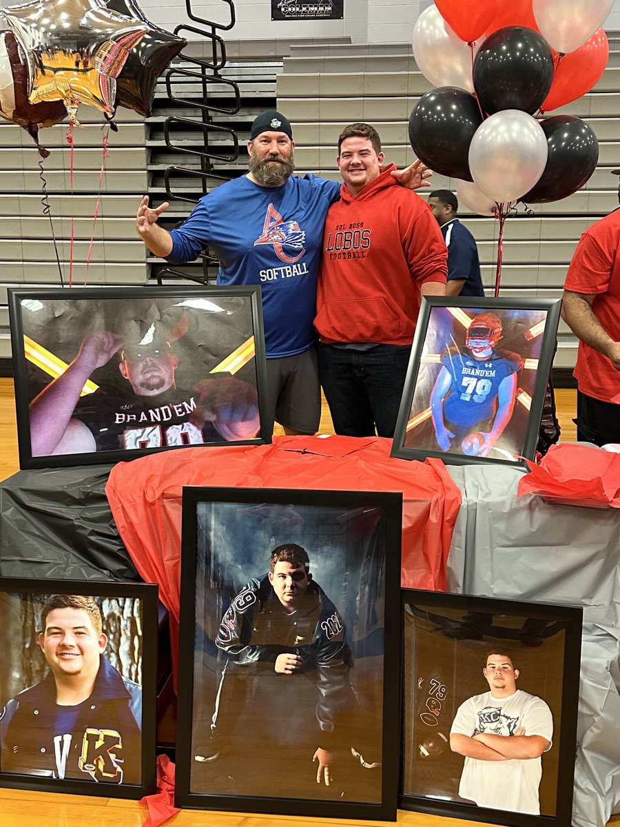 BradyMarshall79's tweet photo. Signing Day at KC! https://t.co/A2XTEz2UTn