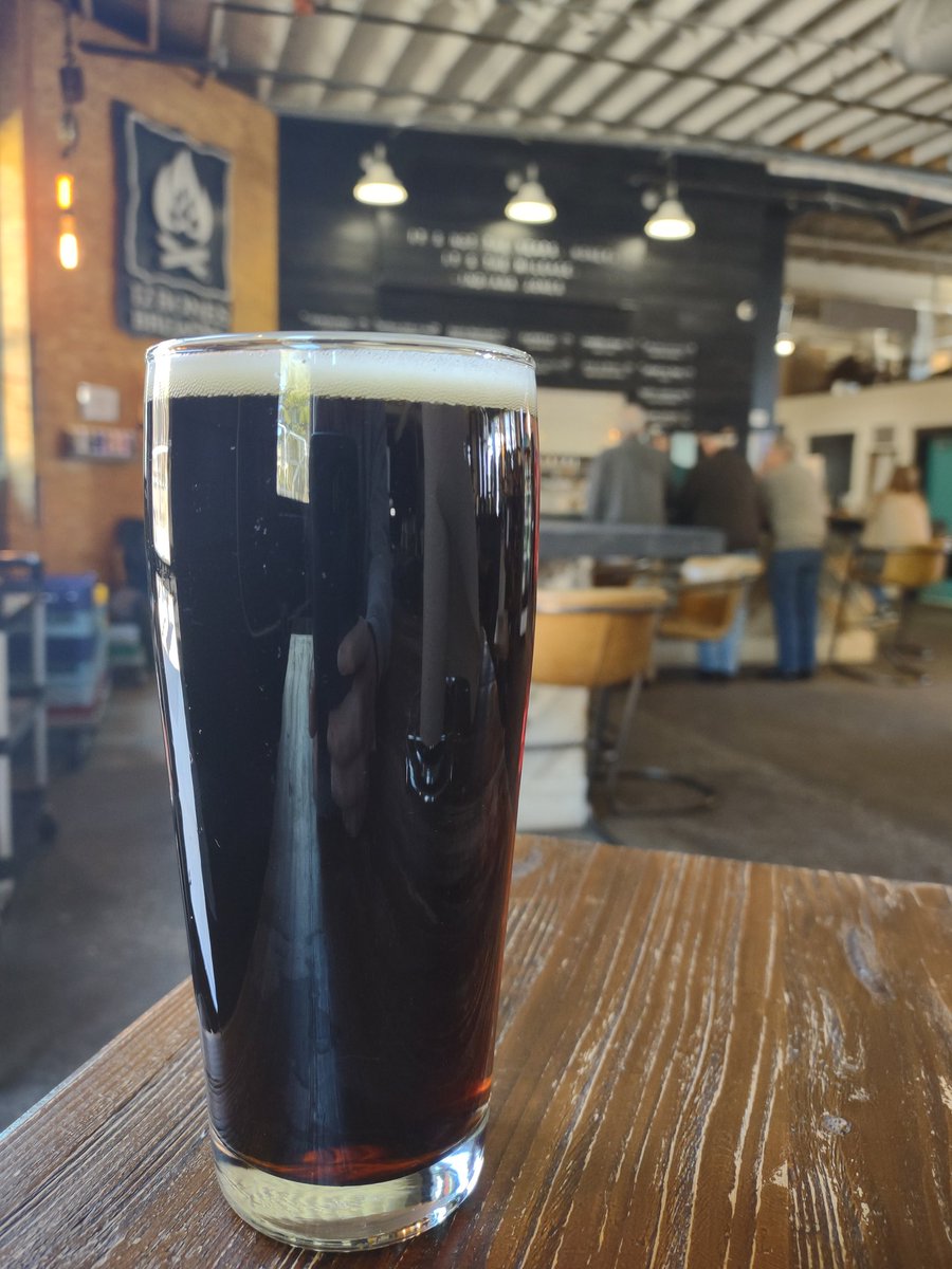 BeerSnobSean's tweet photo. 1st visit #12Bones Brewing in Arden, NC.  Their smoked turkey and bacon Sammy was incredible. I can't believe how many dark lagers I've seen on tap in this area but works for me. @MikeSlomba @brewerytravels @scottvillers @MarkGLee69 @DrGoodBeer @TomDrinking @Themixedreview1 https://t.co/Fj2eO8AGtj