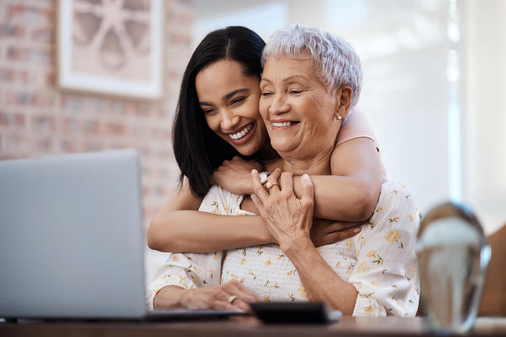 USAGov's tweet photo. Try out our new benefit finder. @USAGov made it simpler and faster to find benefits when experiencing life’s challenges. ➡️ https://t.co/gFU2FQu1RG https://t.co/DZwkYCr9D4